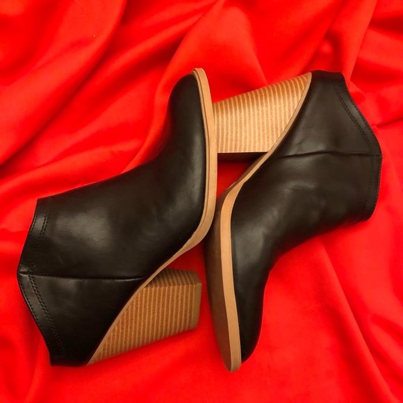 DV Target Brand Open Ankle Boots - Picture 1 of 8